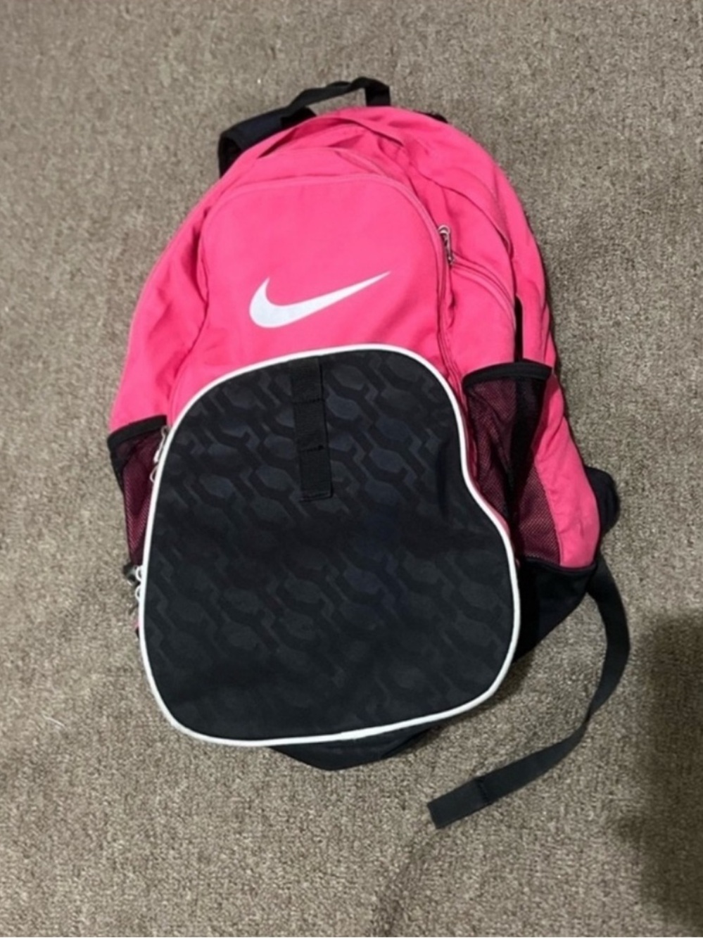 📚⚽️ Nike backpack with multiple pockets in Pink